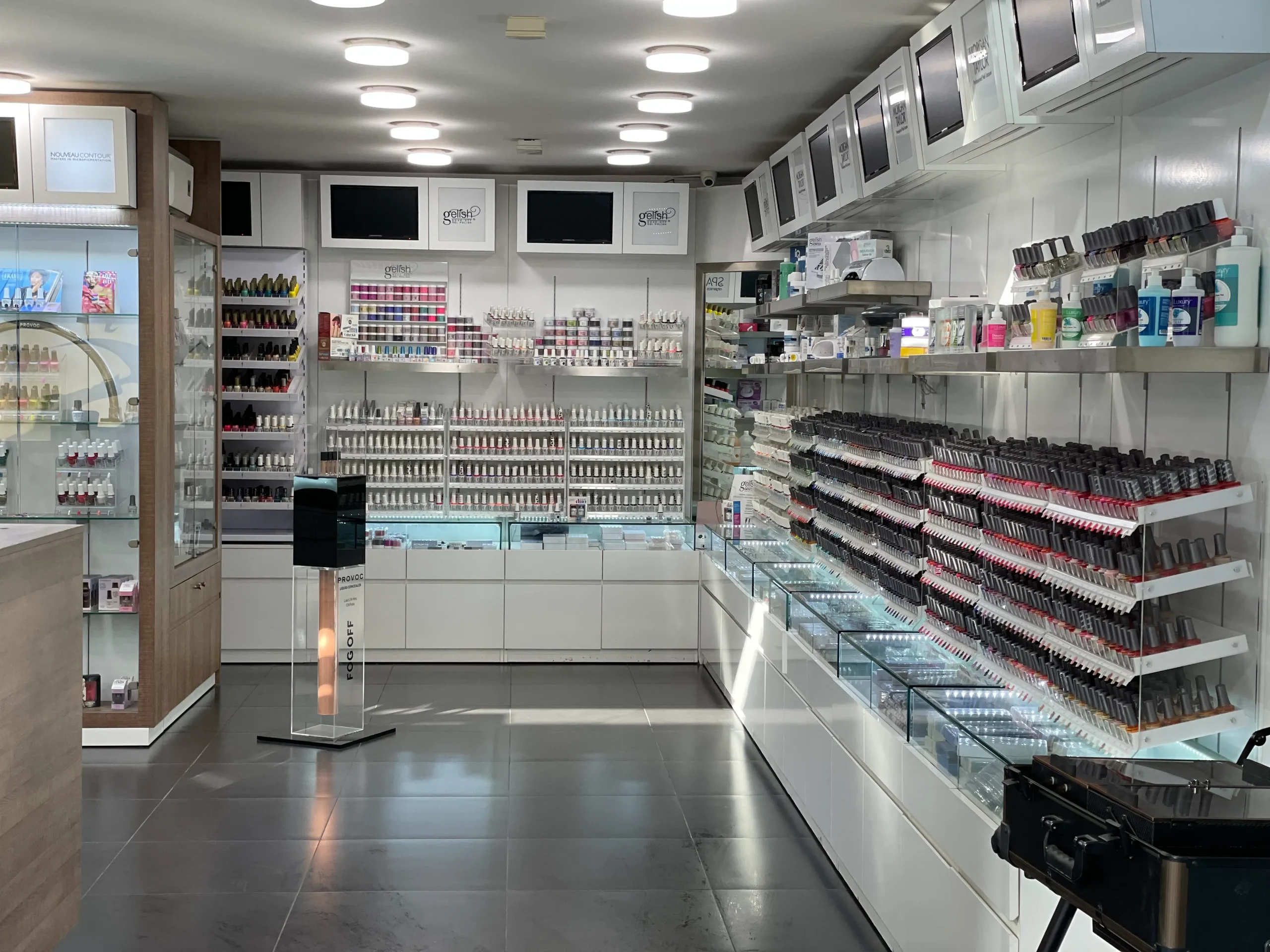 Proffesional Showroom 3